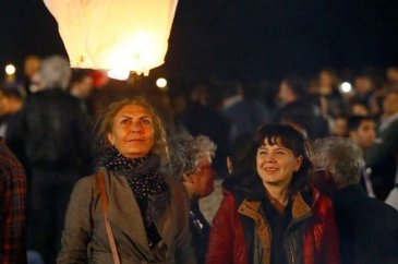 İzmir'de "laikliğe sahip çık" zinciri
