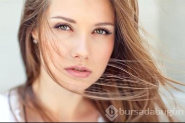 Bu besinler göz rengini değiştiriyor!