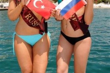 Rus ve Türk yan yana gelince...