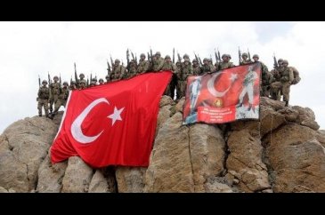Komandoların nefen kesen eğitimi