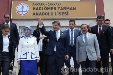 Davutoğlu'ndan ilkokul ve lise ziyareti