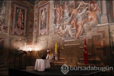 Vatikan'a ait sarayda Kur'an ve ezan okundu