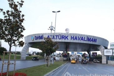 Atatürk Havalimanı uçuşlara yeniden açıldı