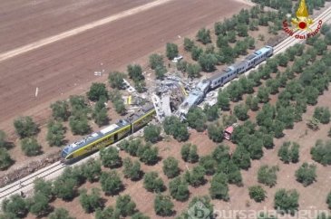 İtalya'da tren kazası! 