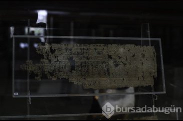 Firavun Khufu dönemine ait papirus kağıtları sergilendi