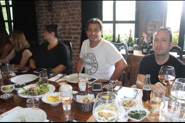 "Oya için oğlundan izin aldık!"