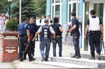 Polise hain saldırı! 