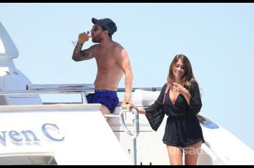 Messi'yle fotoğraf için 1 km yüzdü!
