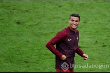 Ronaldo parasını nasıl harcıyor?