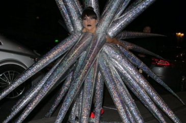 Lady Gaga'nın giydiği en çılgın kıyafetler