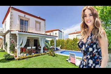Tatillerini bu villada geçiriyorlar
