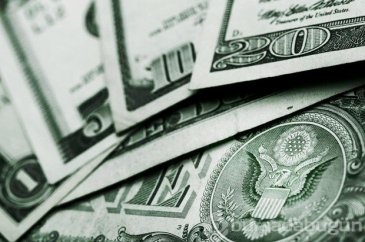 Dolar neden düşüyor?