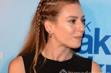 Sinem Kobal'ın yüzüne ne oldu?