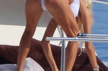 Victoria,Monaco'da tatil yapıyor