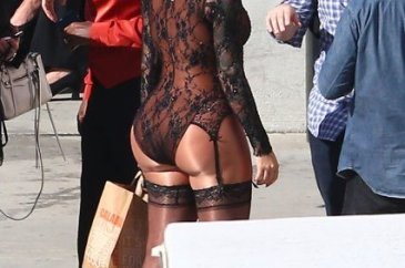 Amber Rose aslına döndü