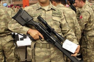 Kahraman astsubay Ömer Halisdemir'in tatbikat fotoğrafları çıktı