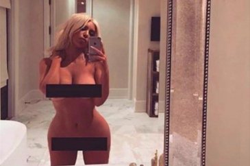 Ünlülerin İnstagram'daki çıplak pozları