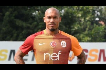 Nigel de Jong İstanbul'a geldi, evini satıyor