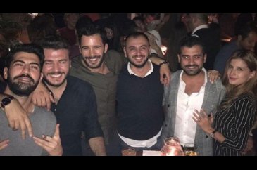 Barış Arduç doğum gününü kutladı (Hayranlarından sürpriz)