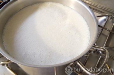 Sütü saçınıza sürerseniz...
