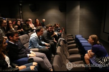 Serenay Sarıkaya'dan hayranlarına sürpriz