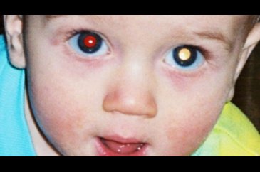 Fotoğraflarda kırmızı gözlü çıkmamak için ne yapabiliriz?