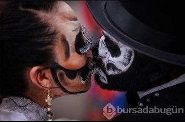 Meksika'da 'Ölülerin Günü' festivali