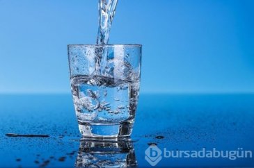 Aç karnına su içmek doğru mu?