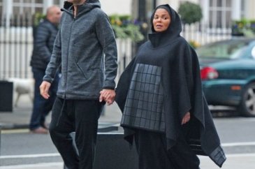 Janet Jackson tesettüre girdi