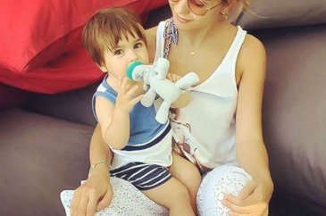 Ece Erken oğlu Eymen'in saçlarını mı boyatıyor?