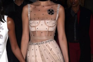 Bella Hadid ne giyse yakışıyor!