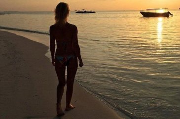 Bakan Yardımcısı'nın eşinin çıplak fotoğrafları Rusya'yı karıştırdı