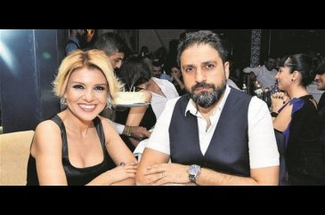 Gülben Ergen boşanır boşanmaz onu kaldırdı!