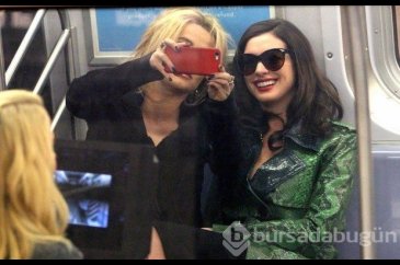 Ocean's Eight yıldızları metroda