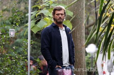 Kıvanç Tatlıtuğ'dan eğitime destek