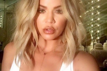 Kardashian GQ Deutschland'a poz verdi
