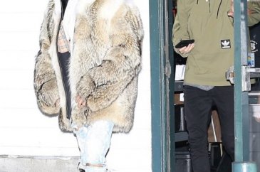 Kürk paltolu Justin Bieber'a tepki
