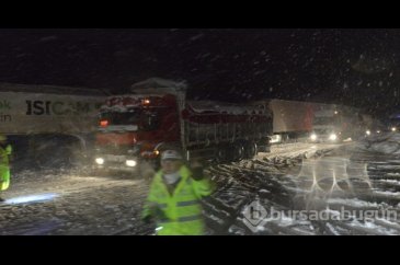 Bursa'da TIR kaydı yol ulaşıma kapandı