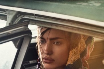 Irina Shayk Vogue için sörfçü oldu