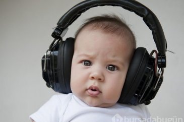 Tekno müzik tüp bebekleri büyütüyor