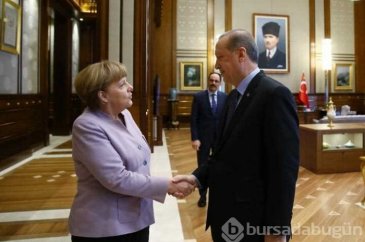 Cumhurbaşkanı Erdoğan ve Merkel Külliye'de