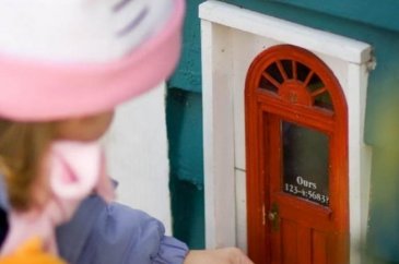 Michigan'da ortaya çıkan gizemli küçük kapıların sırrı