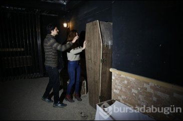 "Mezarlık" konseptli oyun evi
