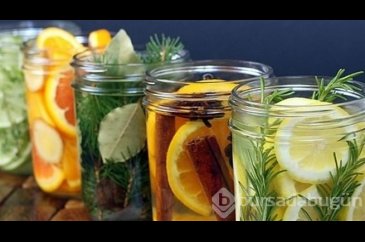 Dekoratif ve pratik ev yapımı oda kokuları