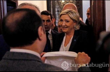 Le Pen ile müftü arasında başörtüsü krizi