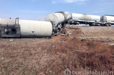 Diyarbakır'da yük trenine bombalı saldırıdan kareler