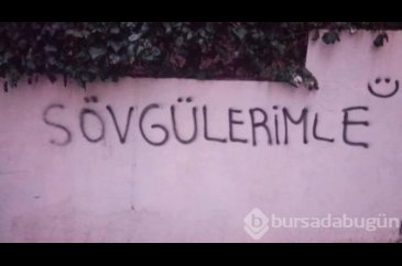 Atarlı ve sitem dolu duvar yazıları