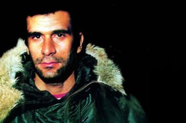 Deniz Gezmiş'in ilk kez yayınlanan lise yıllarına ait fotoğrafları