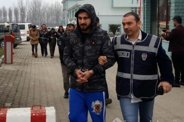 Kaçırıldı, kadın elbisesi giydirilip tecavüze uğradı