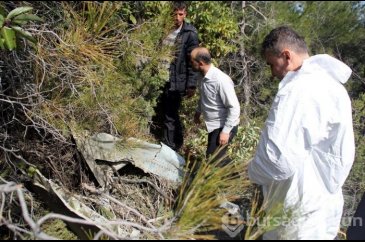 Hatay'a düşen Suriye uçağının karakutusu bulundu